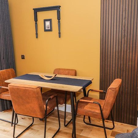 אוצ'טרארדר Feus Holiday Cottage מראה חיצוני תמונה