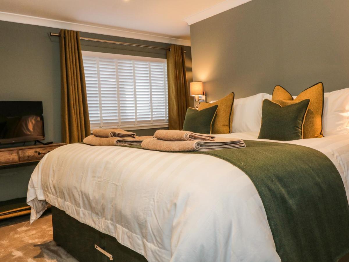 אוצ'טרארדר Feus Holiday Cottage מראה חיצוני תמונה